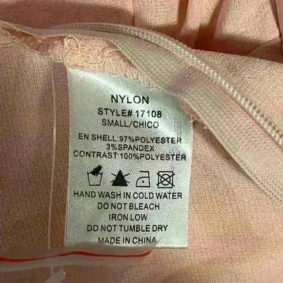 Nylon Premium Peach Layered Bubble Sleeve Blouse Size Small - Picture 9 of 11